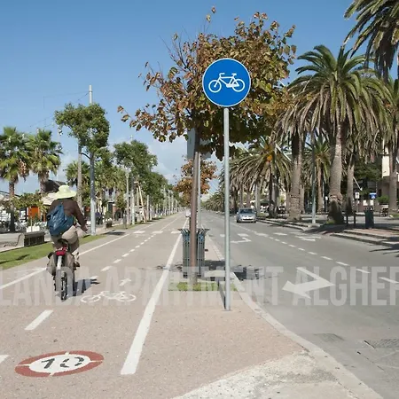 Iolanda 30m From Seaside Appartamento *